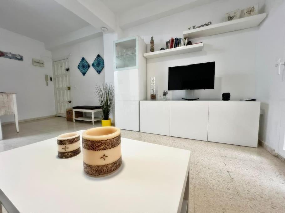 Magnifico Apartamento En El Centro De Фуeнхирола Екстериор снимка